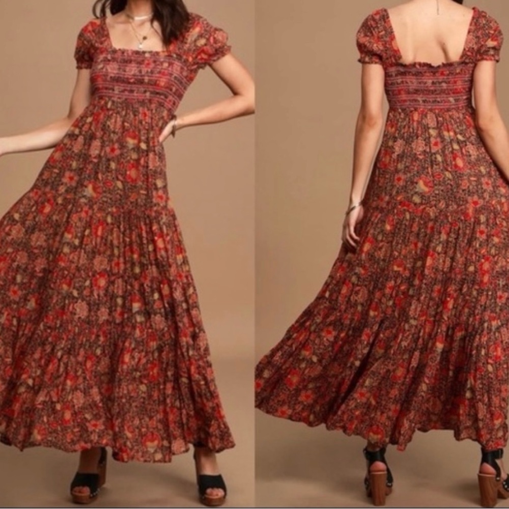 Free People Brown and Orange Smocked Tiered Maxi Dress Size M pre-owned.